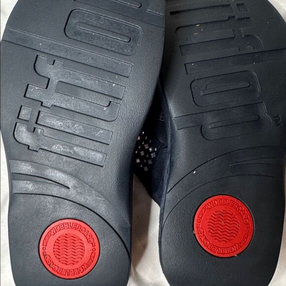 Fitflop Black Rhinestone Embellished Sandals. Size 7. - Picture 6 of 7